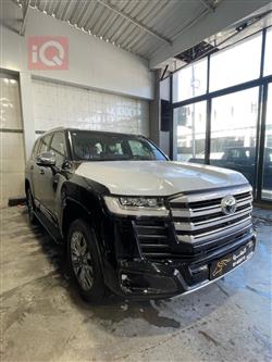 تويوتا لاندكروزر